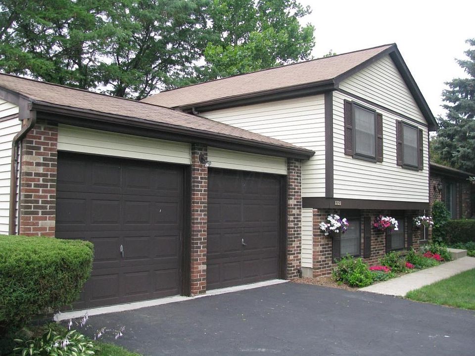 1st image of 1121 Acillom Dr