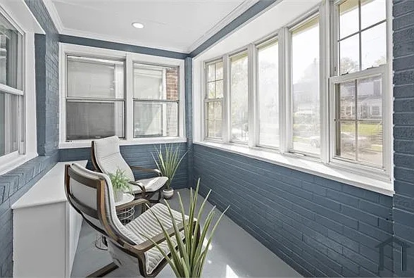3 bed, $3,800 — Photo 2