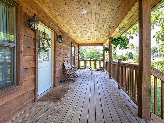 3rd image of 240 Cedar Valley Road