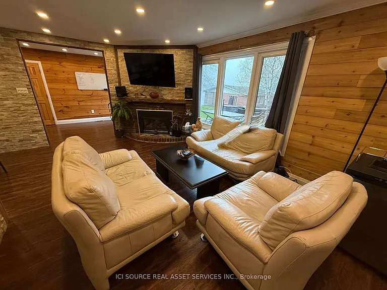 55 Westview Dr — Photo 11