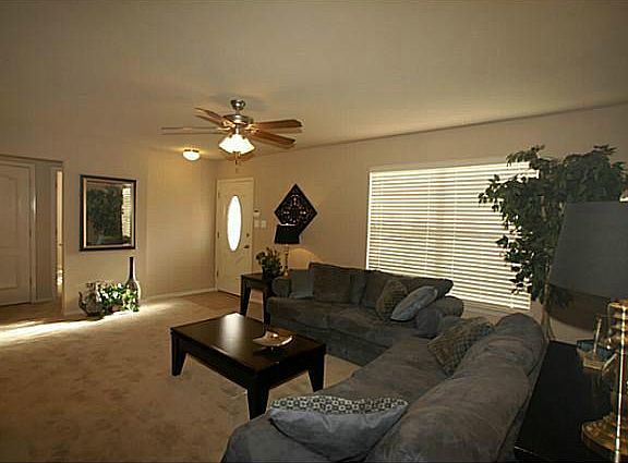 4th image of 12880 Hueco Mine Dr