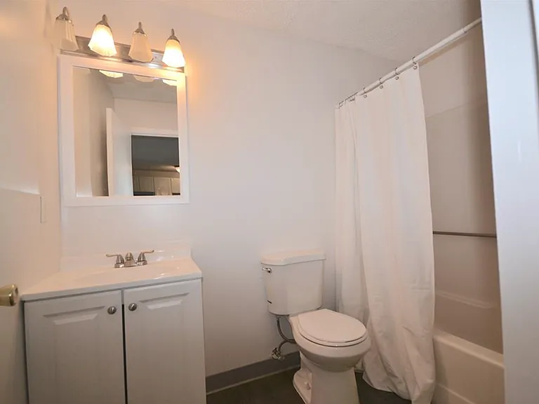 545 Calef Rd #1 — Photo 4