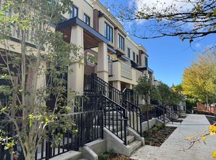 918 W 32nd Ave #103, Vancouver, BC V5Z2J9