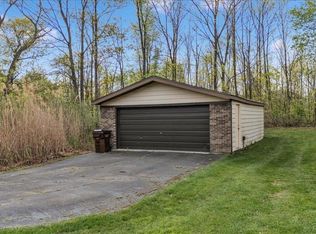 55767 Sandy Ln #V, Utica, MI 48316