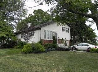 2847 Anzac Ave, Roslyn, PA 19001