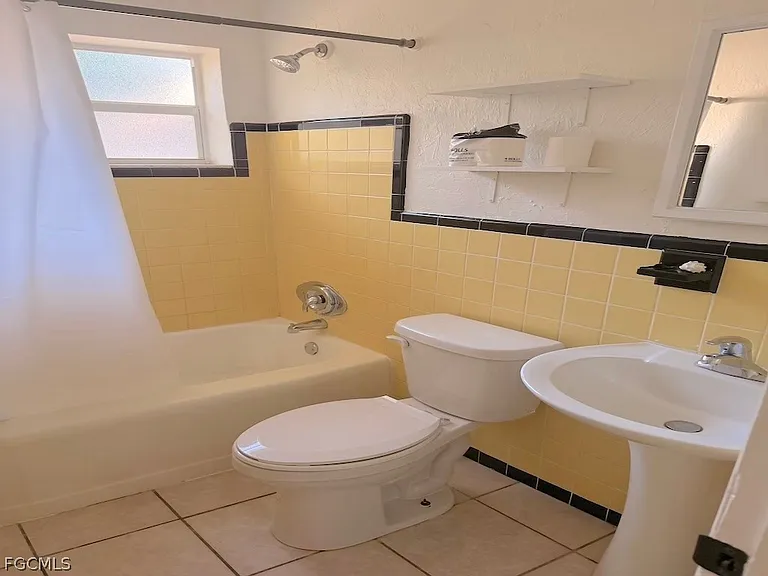 1659 Ricardo Ave — Photo 6