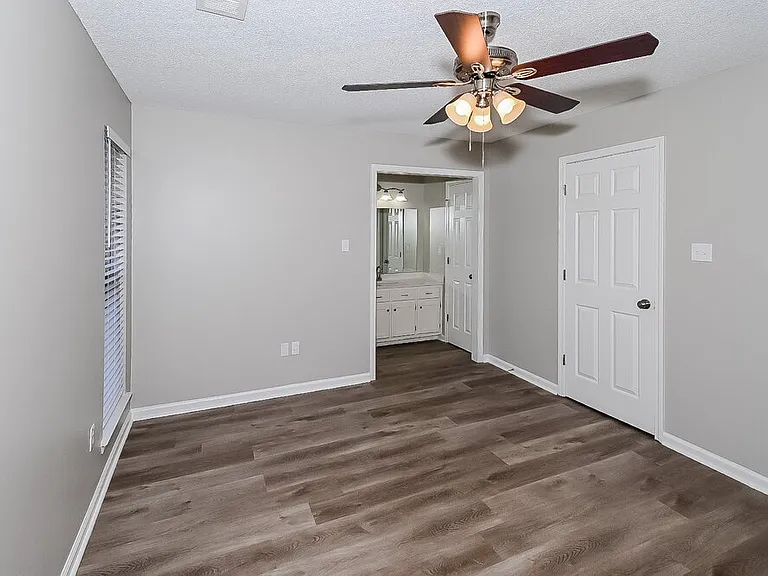 6306 Magnolia Lakes Dr — Photo 10