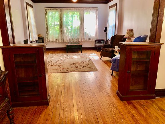 4th image of 4240 N Central Park Ave