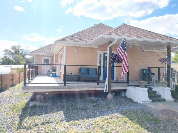 270 NW 5th St