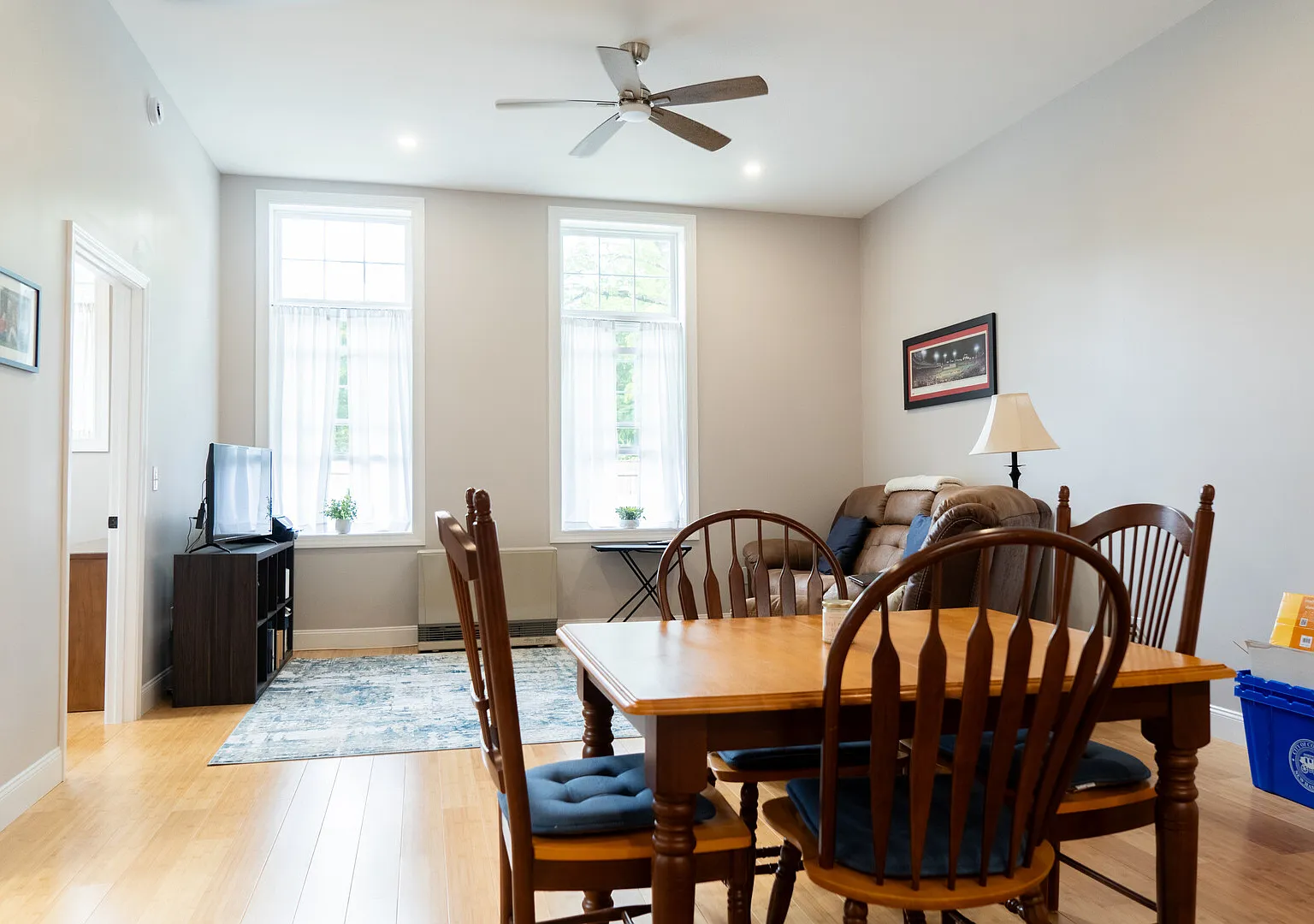 Churchview Residential Condo — Photo 4
