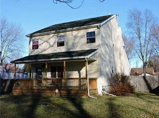 5824 Roan Rd, Sylvania, OH 43560