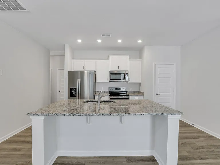 155 Holloway Hl — Photo 14