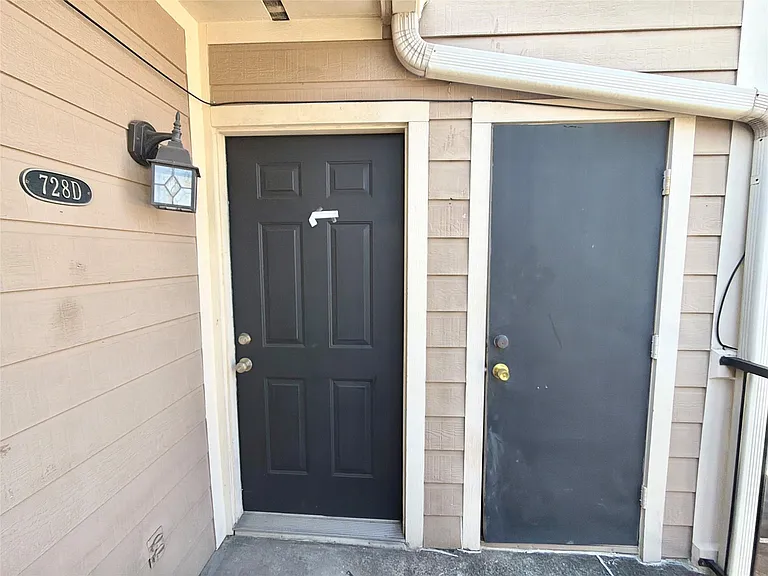 728 Bering Dr #10 — Photo 12