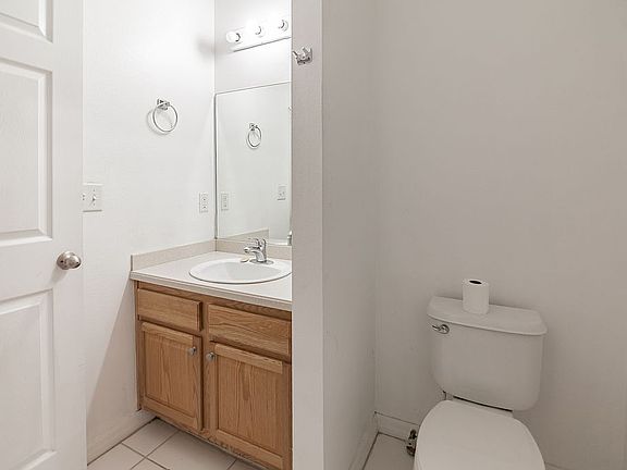 5th image of 4310 Tyler Cir N