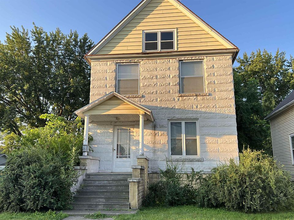 1st image of 118 W Cotton St