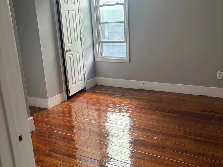 677 Union St #2 — Photo 2