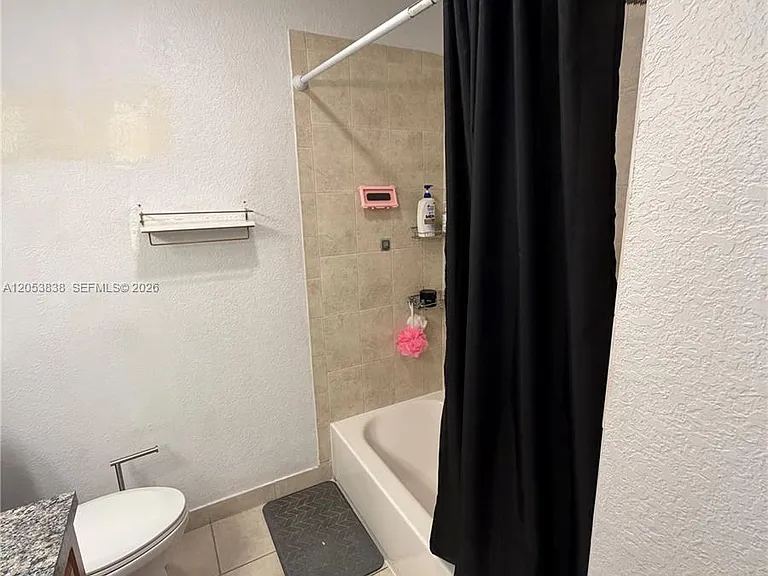 1315 Hampton Blvd #1315 — Photo 23