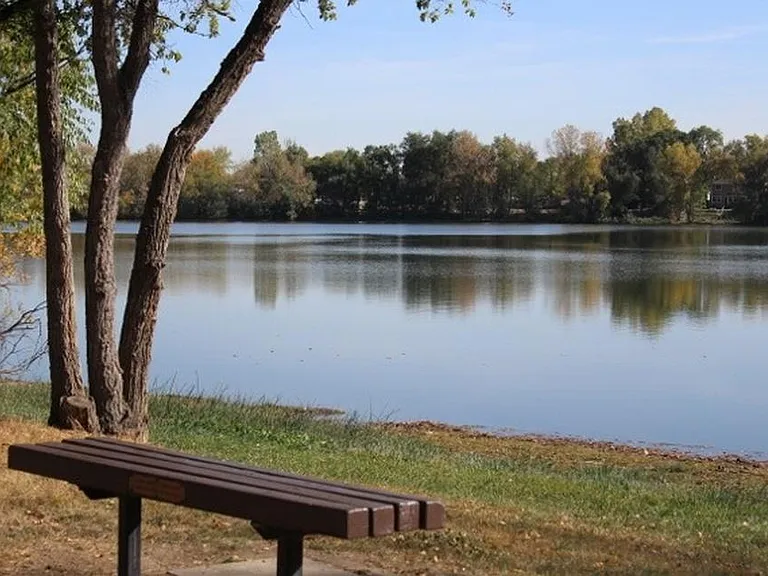 HOA amenity - quiet walking paths along the community lake