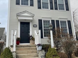 306 Merchant Ave, Mount Joy, PA 17552