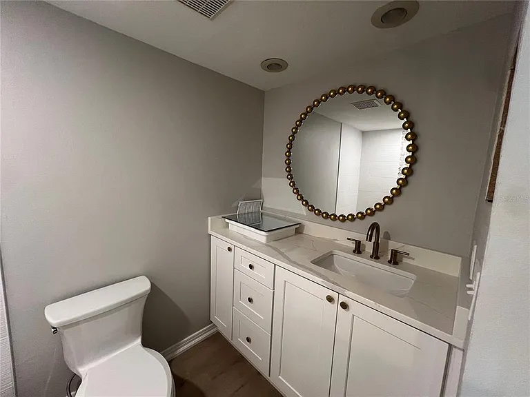 4890 Bay St NE #127 — Photo 15