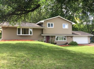 10912 27th Ave S, Burnsville, MN 55337