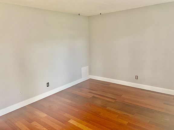 4th image of 2808 W Azeele St Unit 213