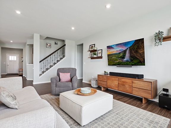 4th image of 2931 Lancelot Ln
