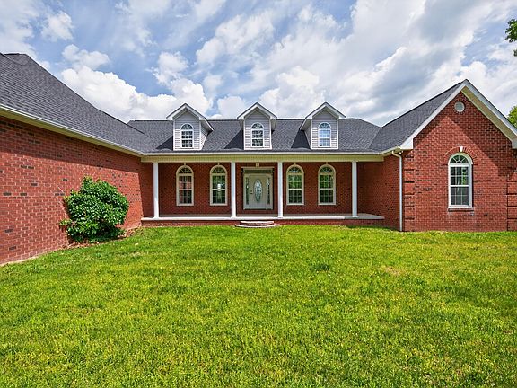 5th image of 217 Indian Valley Rd NW