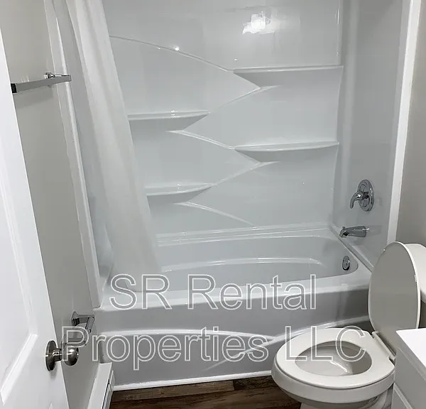 216 Bridge St #A — Photo 7