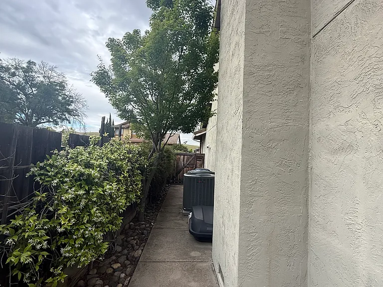 1120 Discovery Way — Photo 13
