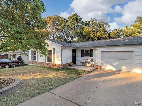 4172 Lisieux Ln, Saint Louis, MO 63129