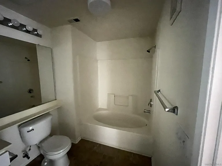 9229 Regents Rd #L127 — Photo 6