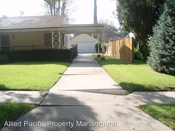 2nd image of 1328 College Ave