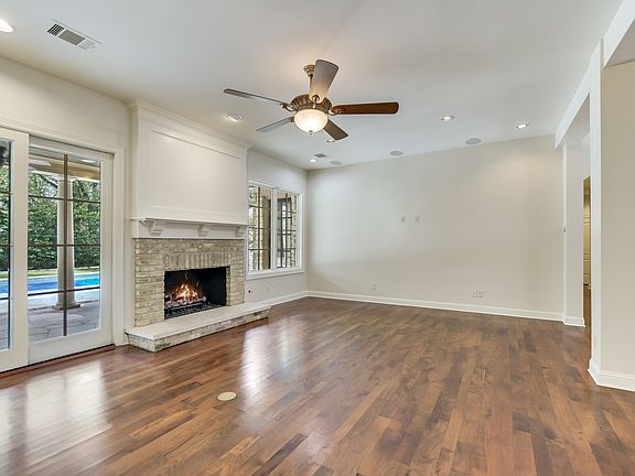 4th image of 4300 Gnarl Dr