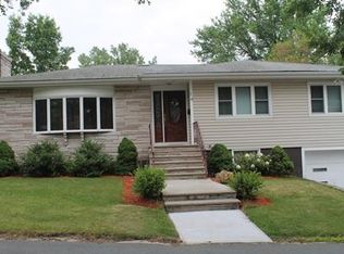 14 Graystone Rd, Stoneham, MA 02180