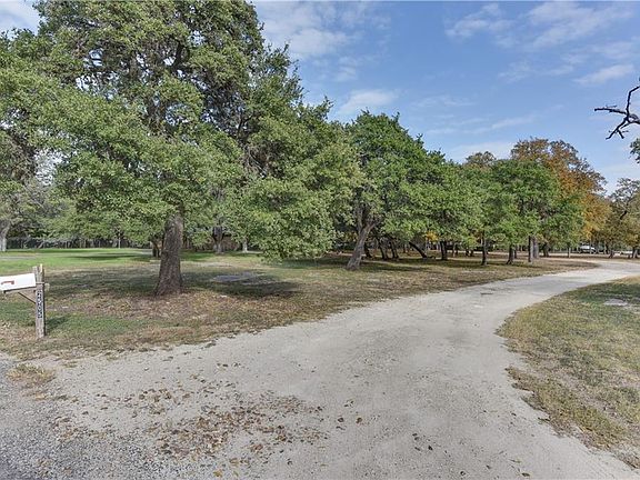 2nd image of 2505 Deer Trail Cir