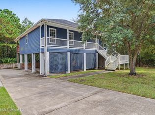 2008 Pompano Dr, Gautier, MS 39553