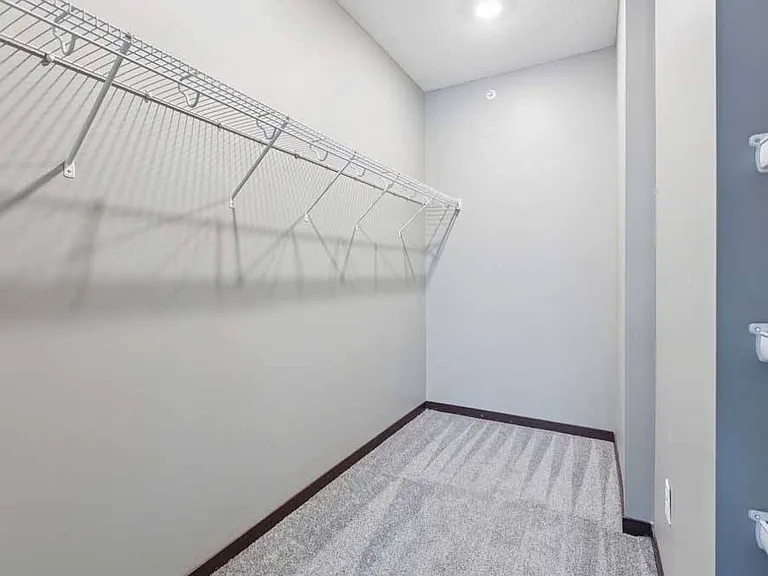 360 at Jordan West — Photo 104