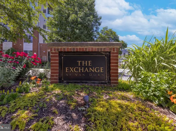 4852 Eisenhower Ave Unit 338, Alexandria, VA 22304