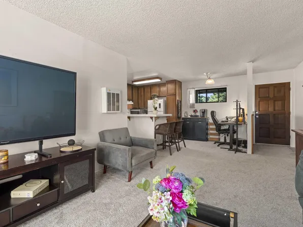 2605 Pico Pl APT 215, San Diego, CA 92109