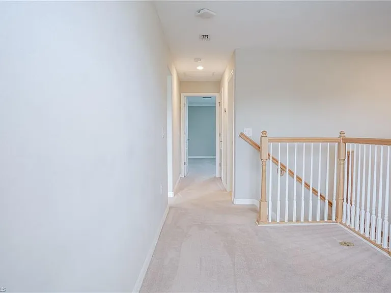 1573 Vizcaya Ln — Photo 10