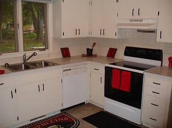 1st image of 8919 Meadow Ln