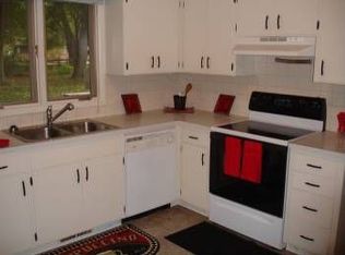 8919 Meadow Ln, Berrien Springs, MI 49103