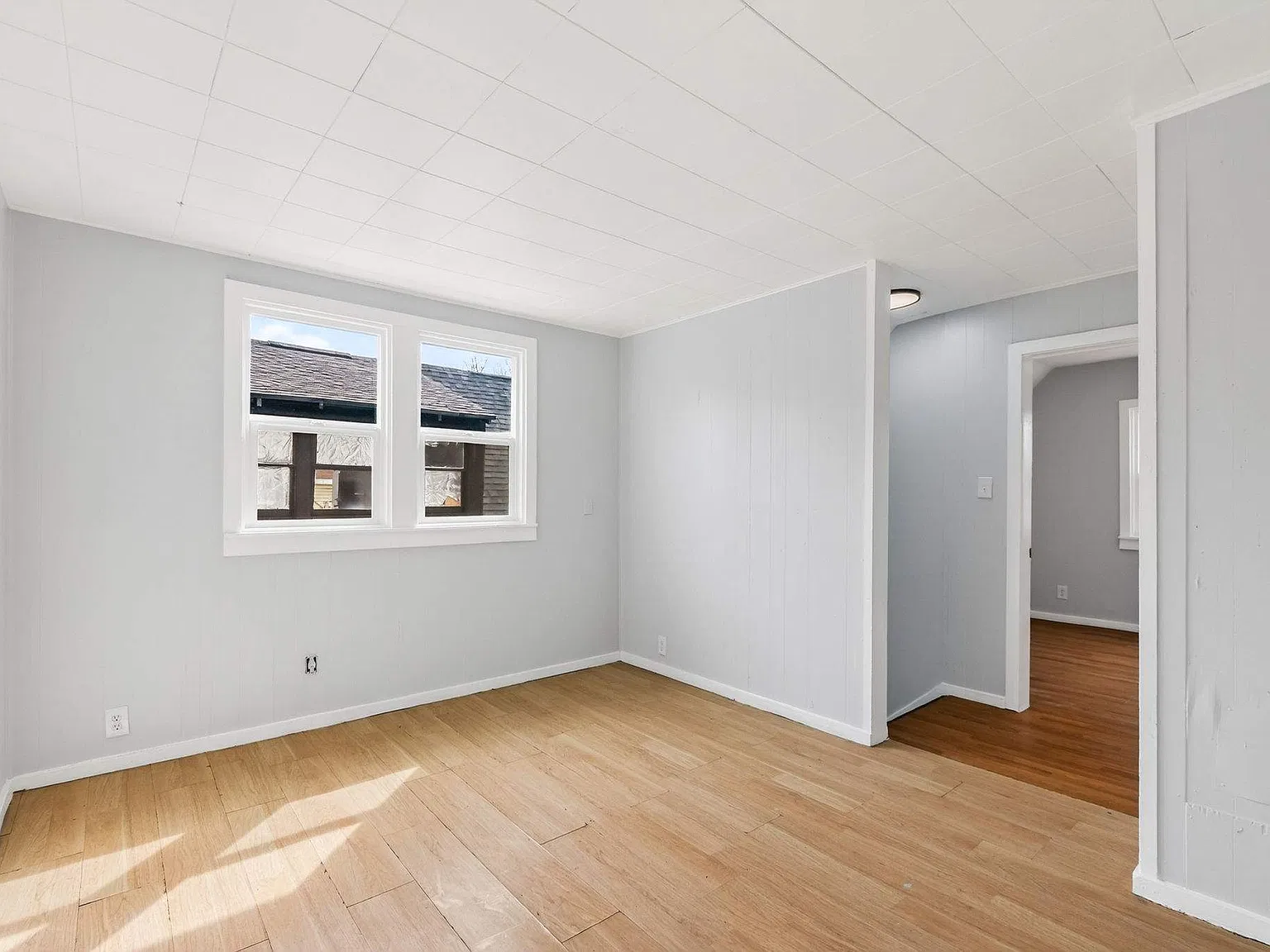 1046 Ann Ave - Apt 3 — Photo 4