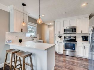 3227 Ainwick Rd, Columbus, OH 43221