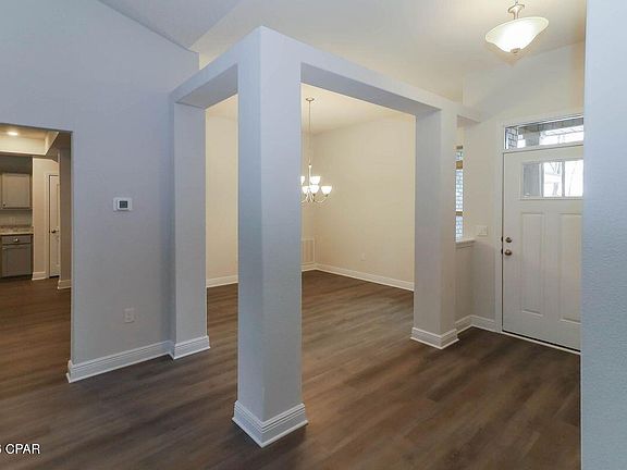 4th image of 9837 Summer Creek Dr