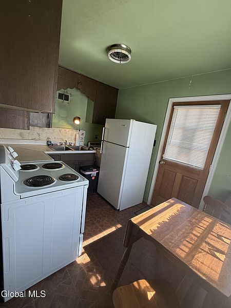5th image of 1062 6th Street