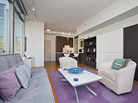 Sold by Sotheby's International Realty | media 2