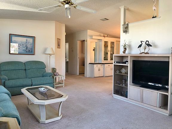 2nd image of 2143 Bayou Dr S #1109