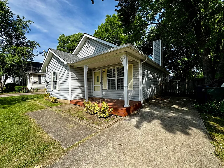 303 Owsley Ave — Photo 1